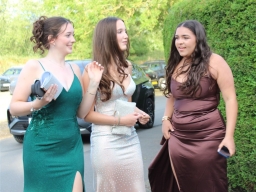 YR11 Prom 2025 - Arrivals